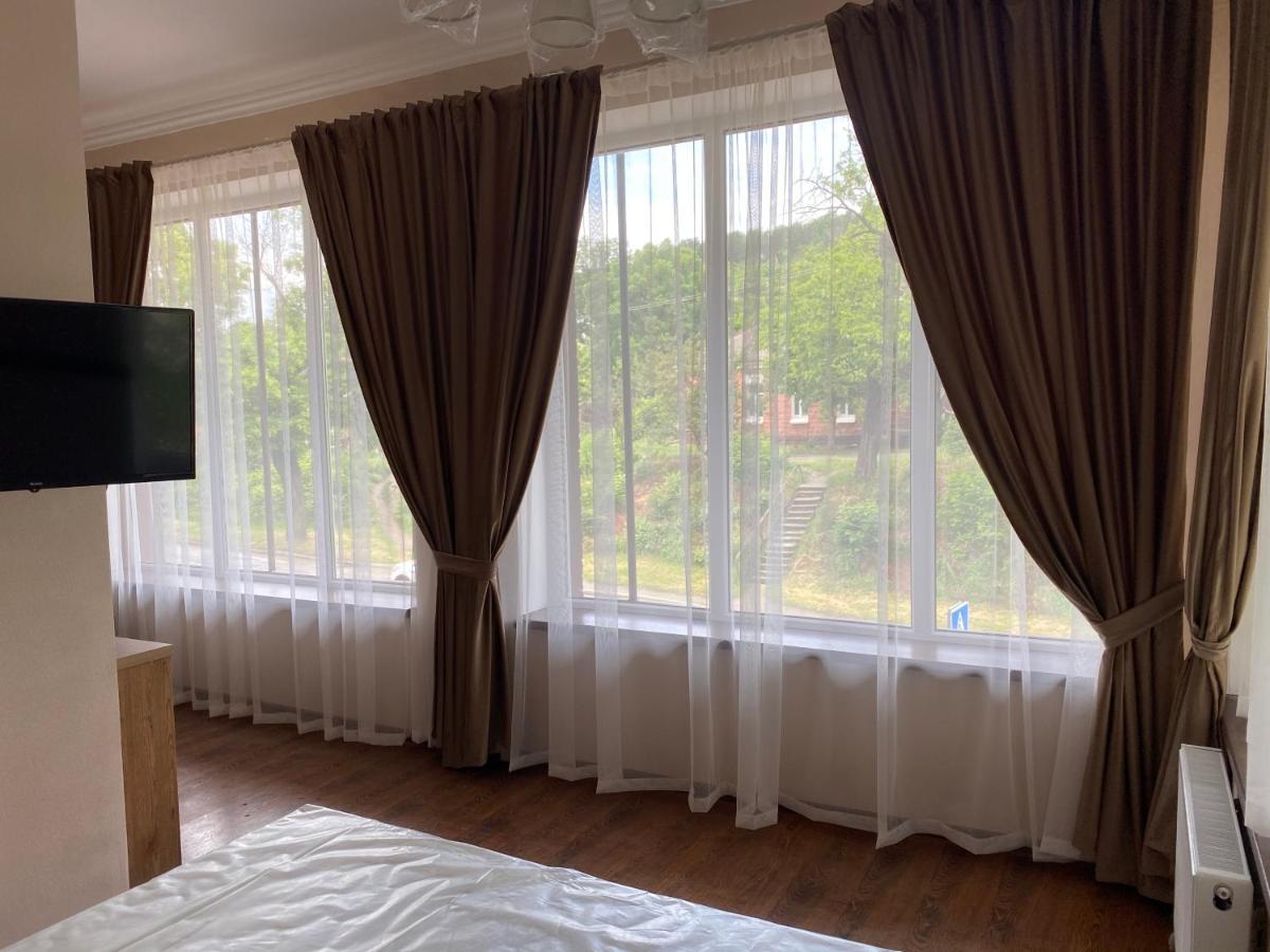 Grand Hotel Mohyliv-Podilskyi ภายนอก รูปภาพ
