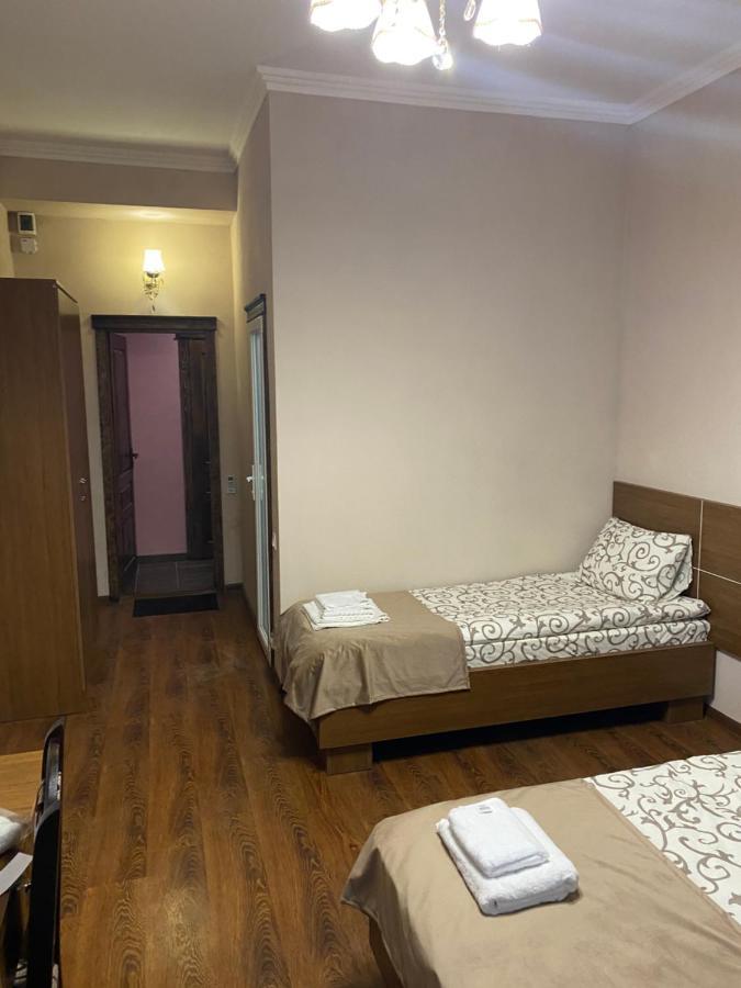 Grand Hotel Mohyliv-Podilskyi ภายนอก รูปภาพ