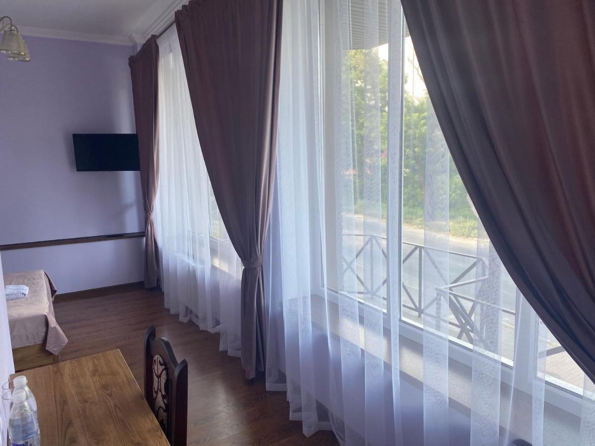 Grand Hotel Mohyliv-Podilskyi ภายนอก รูปภาพ
