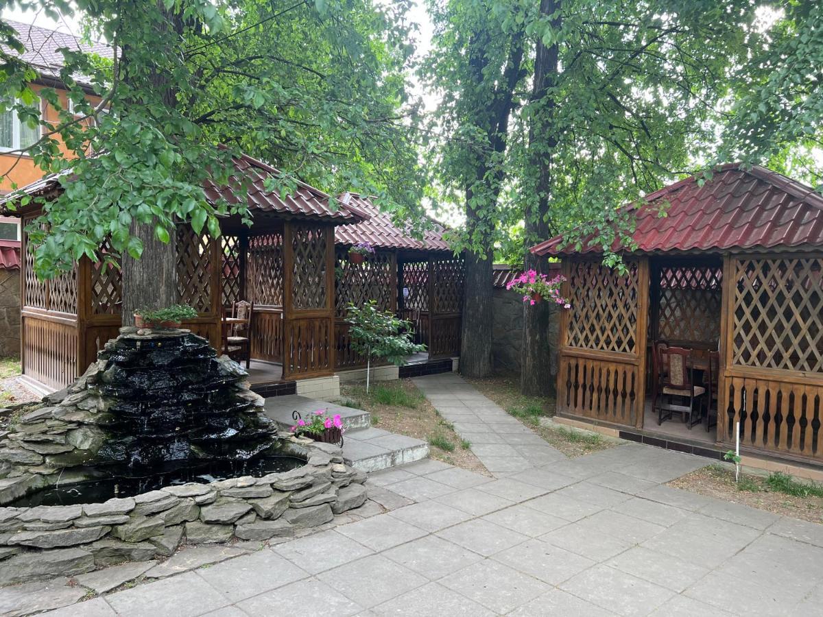 Grand Hotel Mohyliv-Podilskyi ภายนอก รูปภาพ